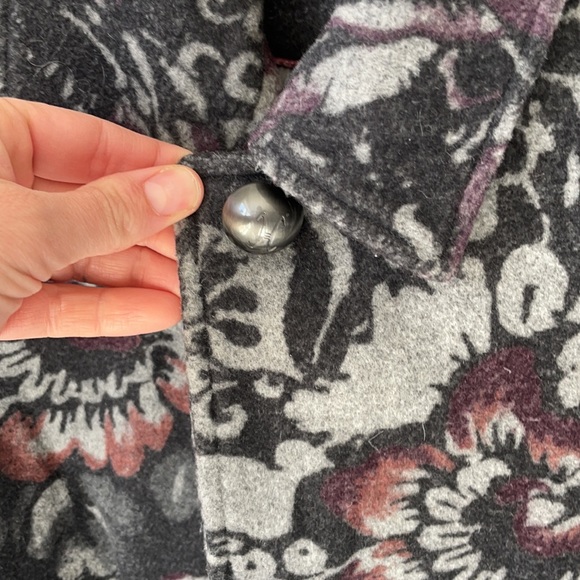 Cole Haan Collection - Picture 3 of 8